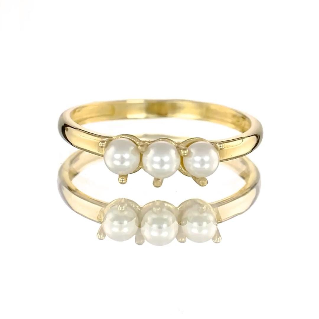 elegant pearl band