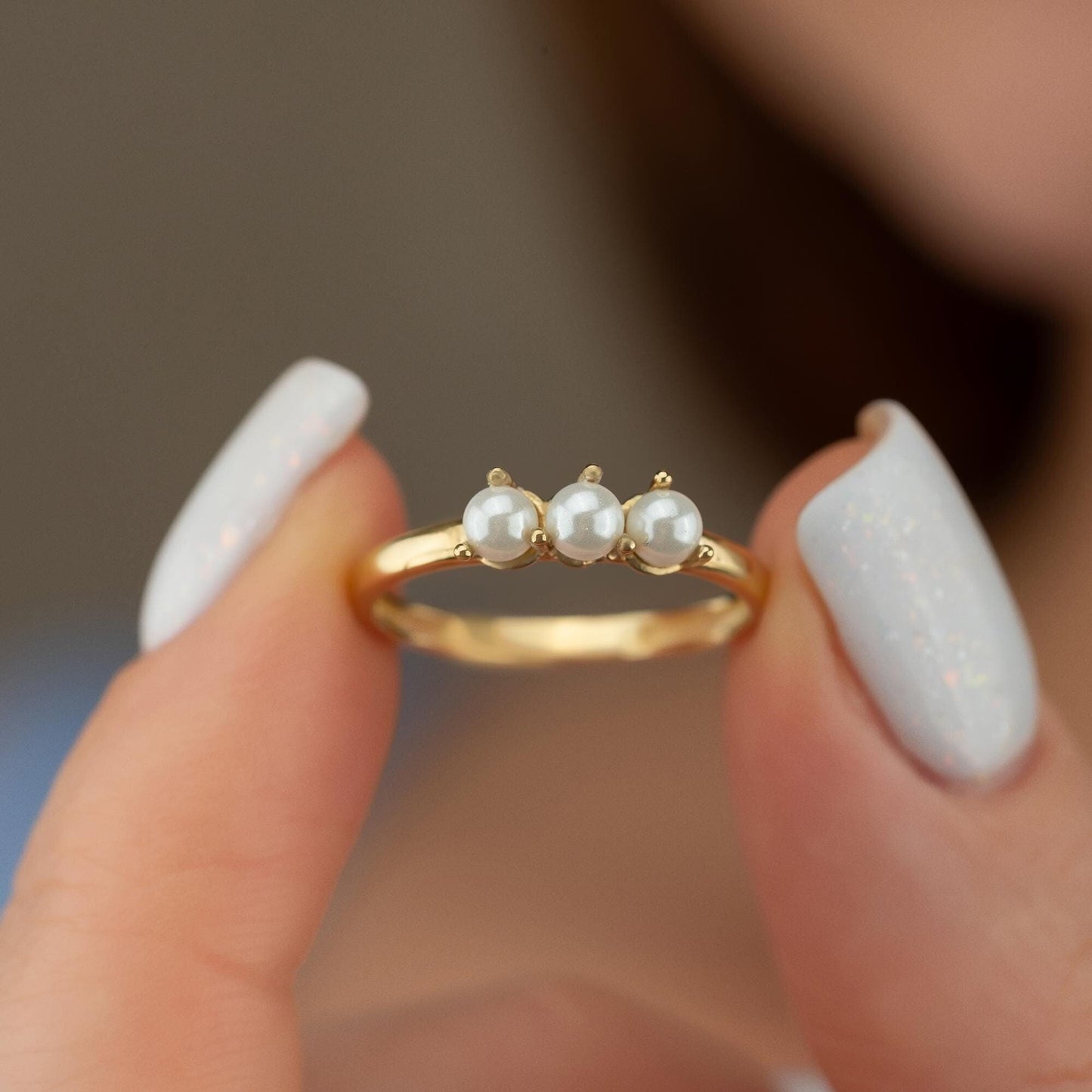 gold pearl ring